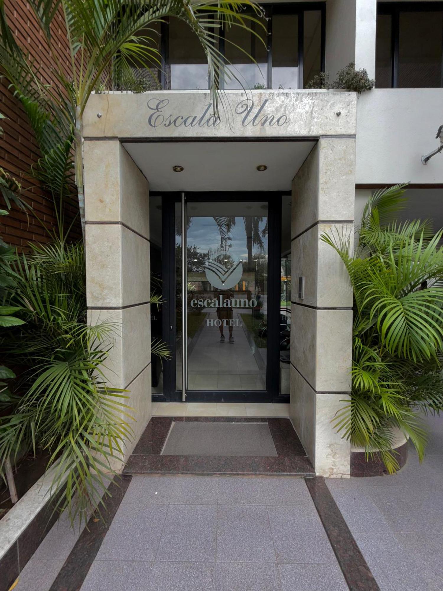 Hotel Escala Uno Санто-Томе Экстерьер фото