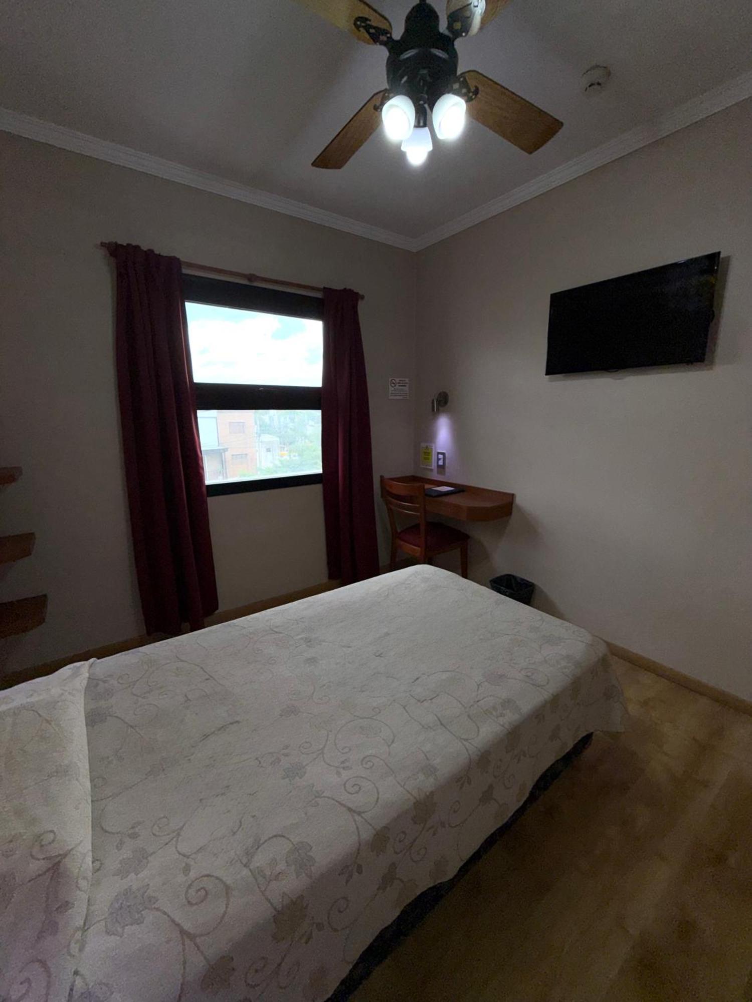 Hotel Escala Uno Санто-Томе Экстерьер фото